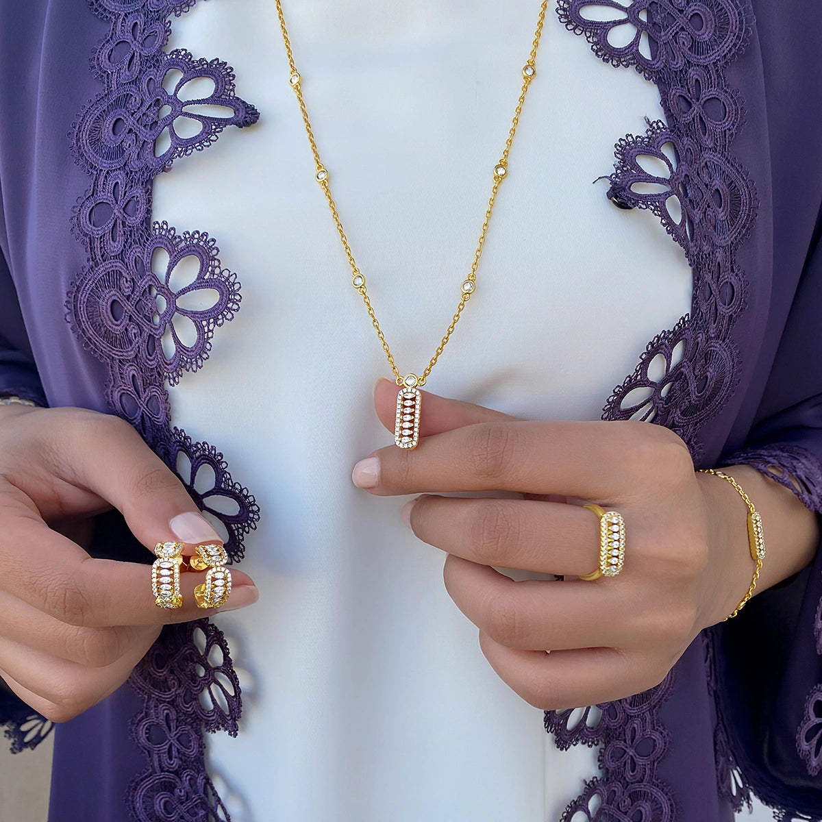 Fyne / Simple Necklace Gold