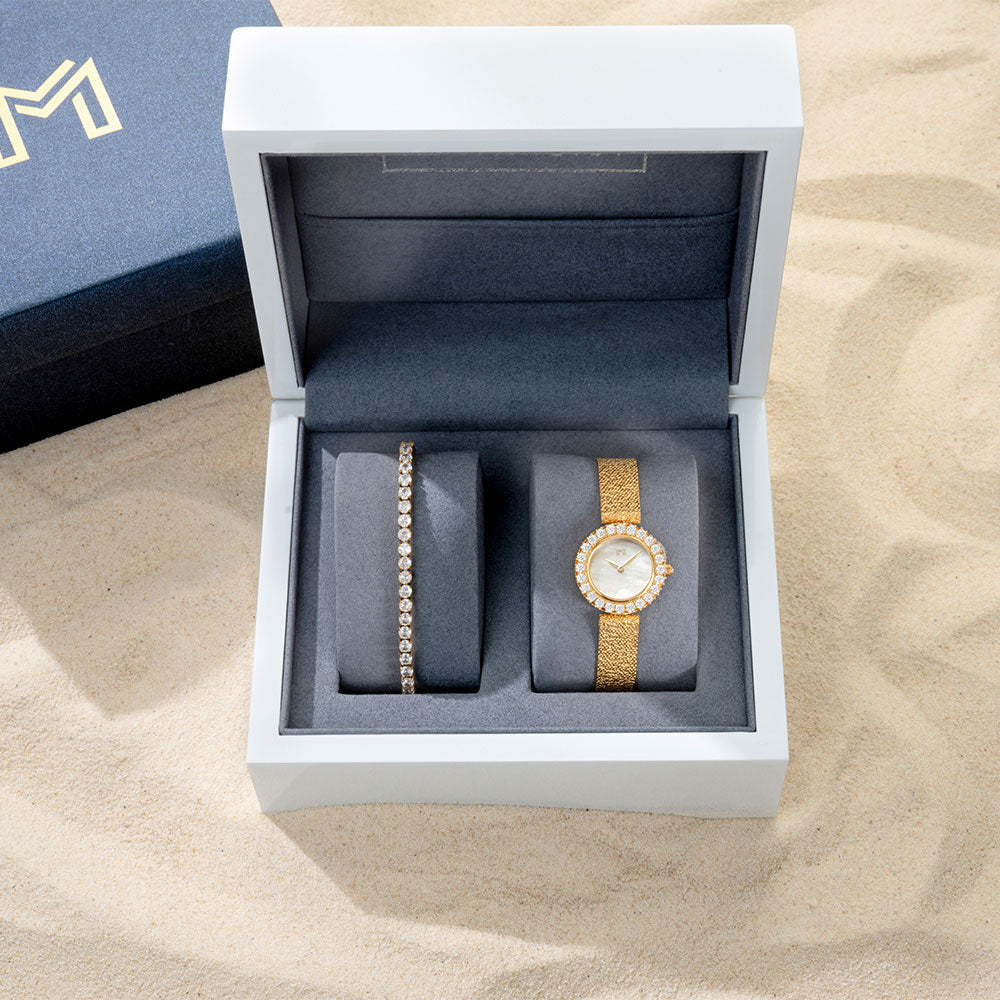 مجموعة هدية - ساعة دلال / سوار تنس الذهبي