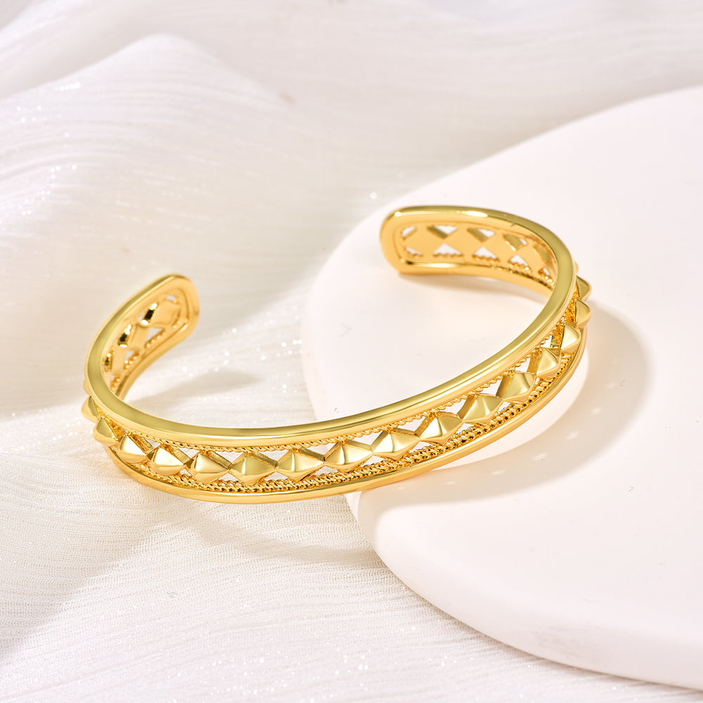 Anaqa / Bangle Gold