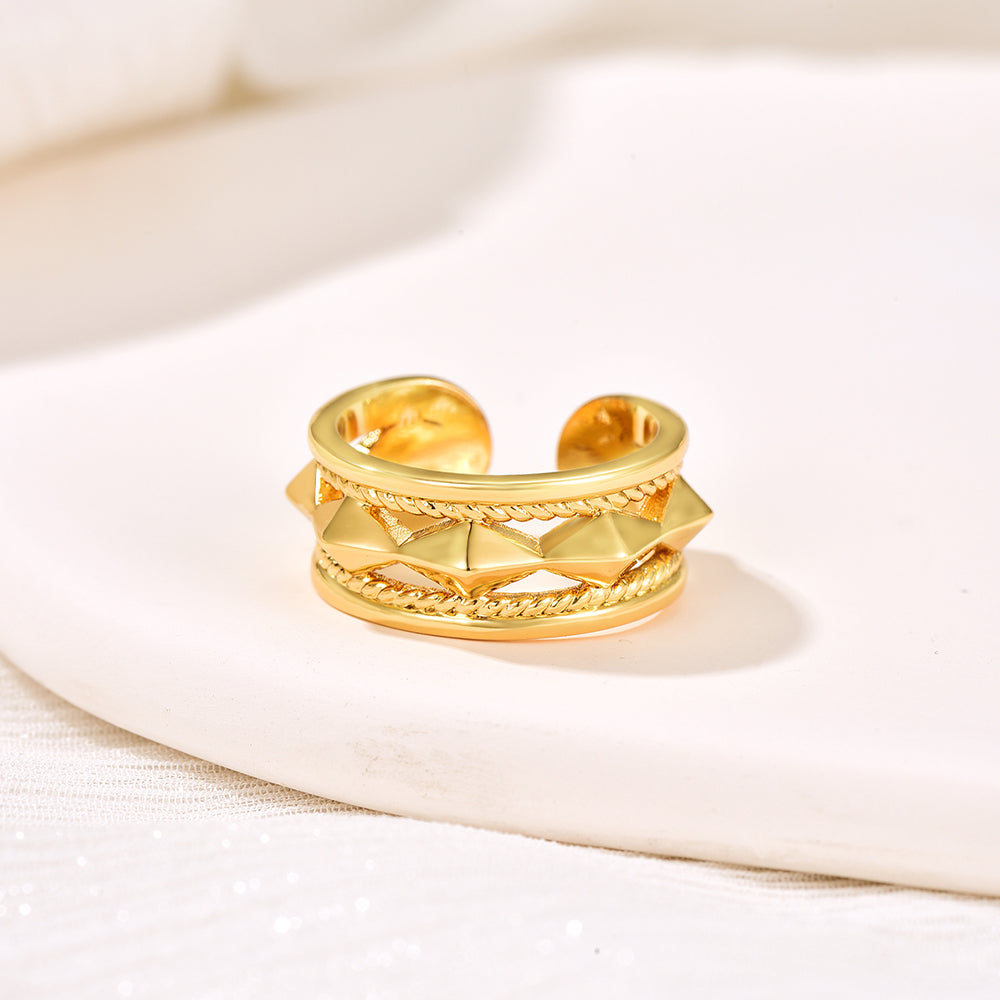 Anaqa / Ring Gold