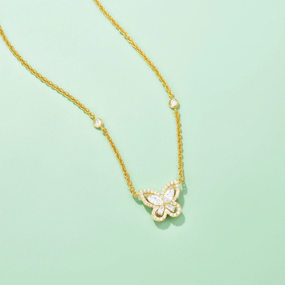 Butterfly / Necklace Gold