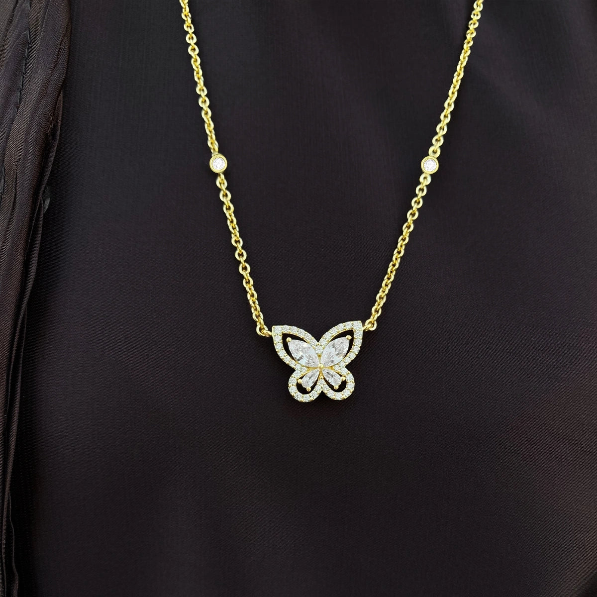 Butterfly / Necklace Gold