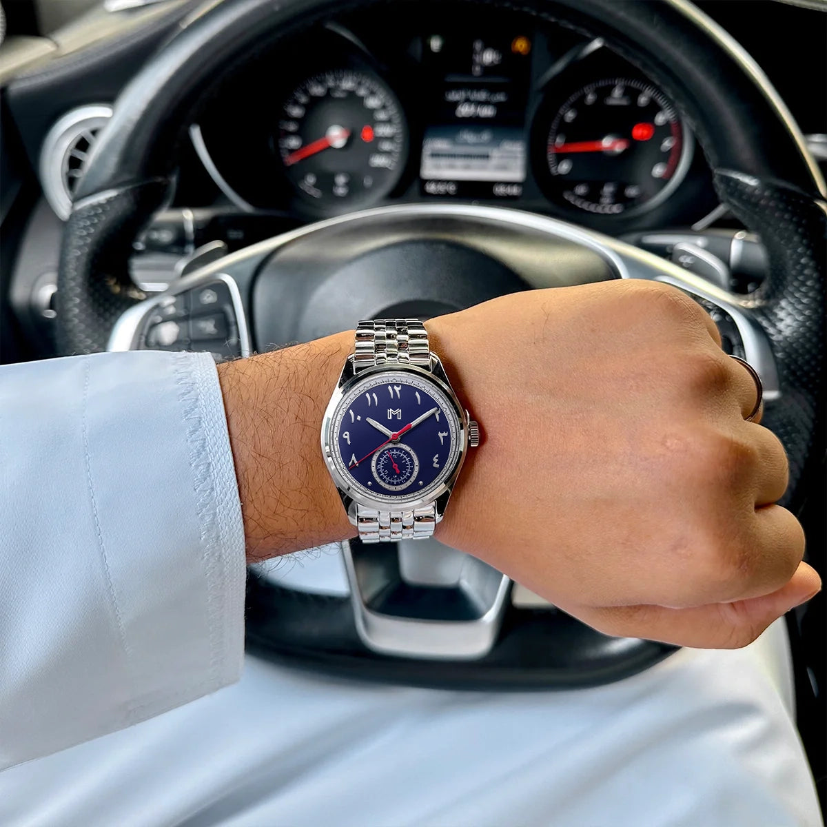 إيليمينت أزرق