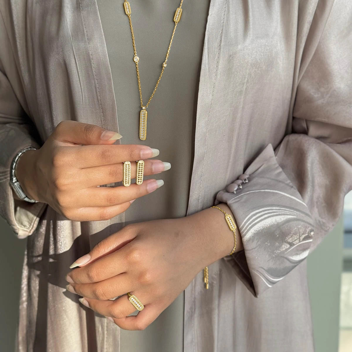 Fyne / Earrings Gold