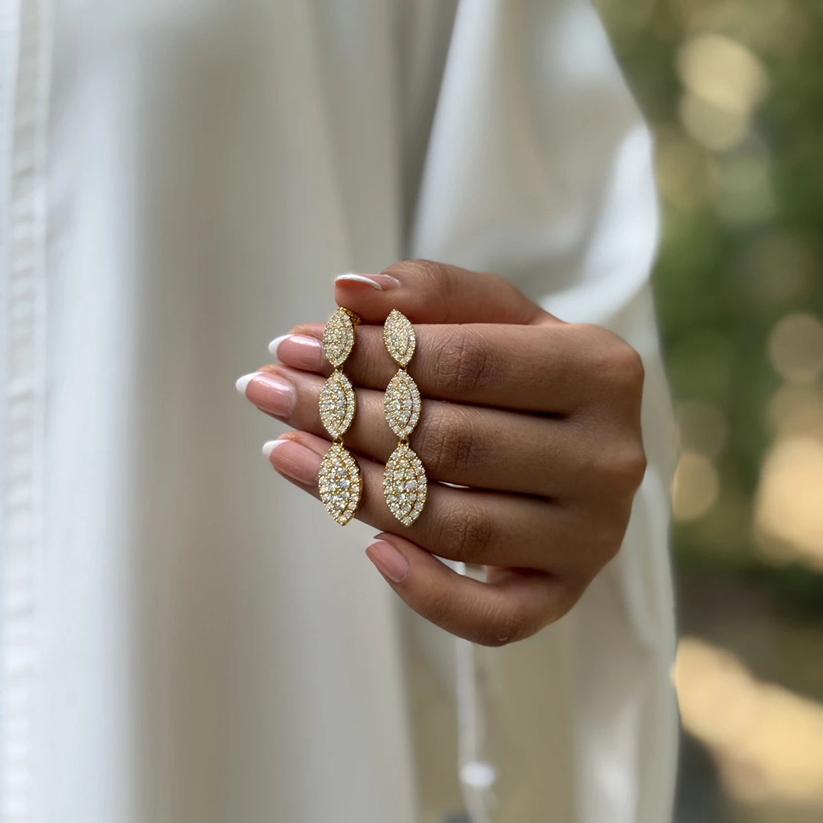 Earrings_05fc635b-f186-494f-b3ca-2f7ca9db4e07 | MINIMALIST