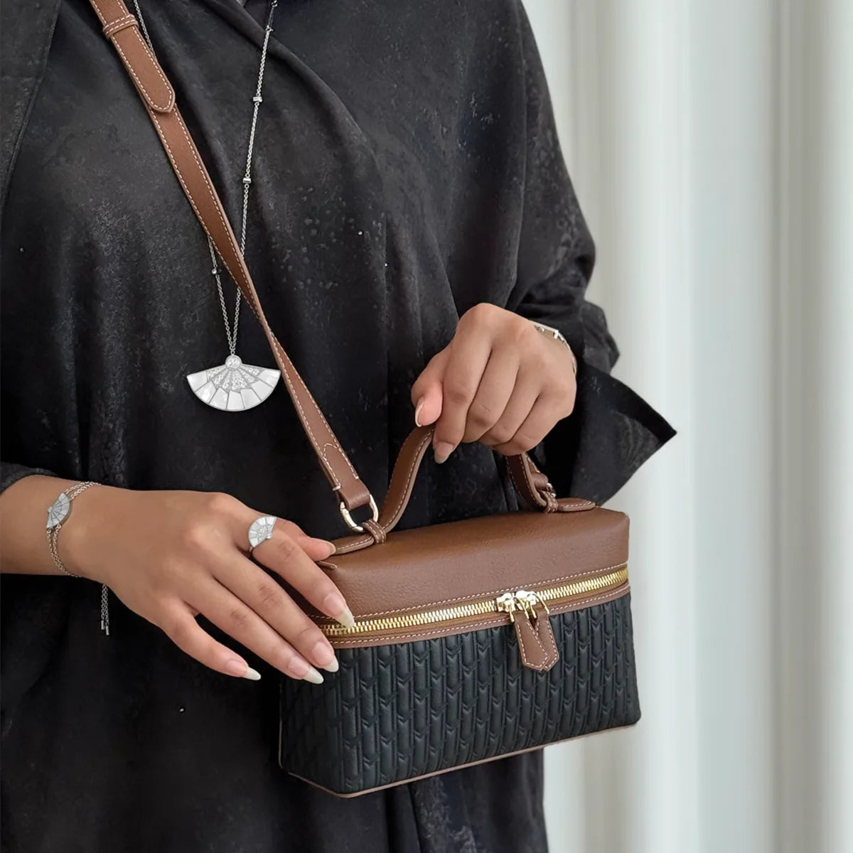 Fan / Necklace Silver