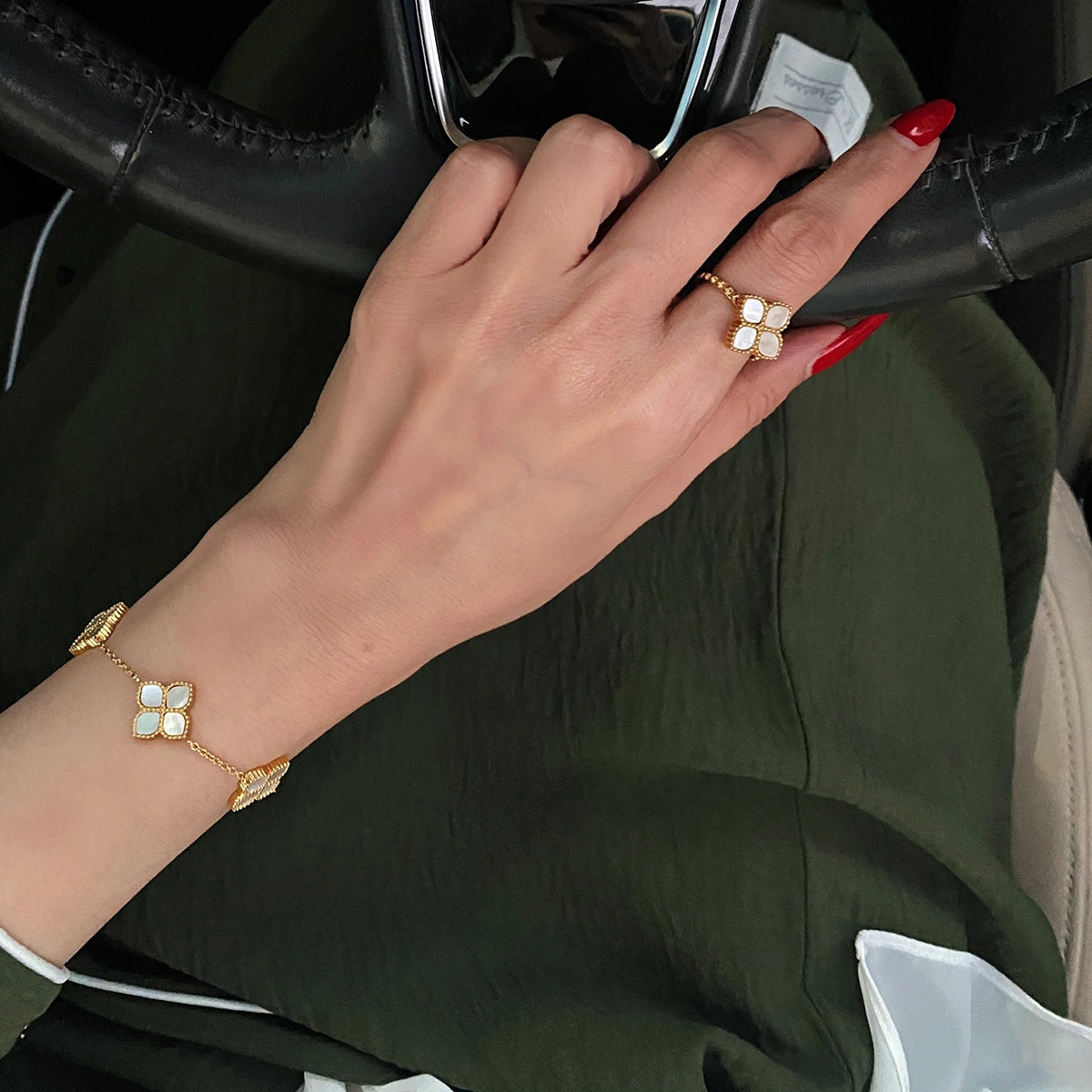 Joory / Bracelet Pearl Gold