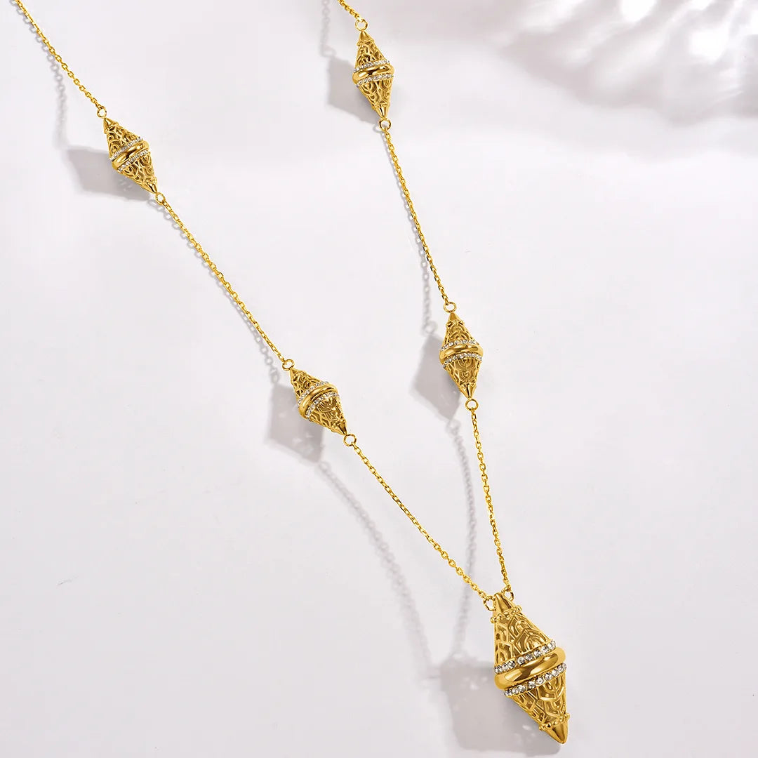 Lantern / Necklace Gold