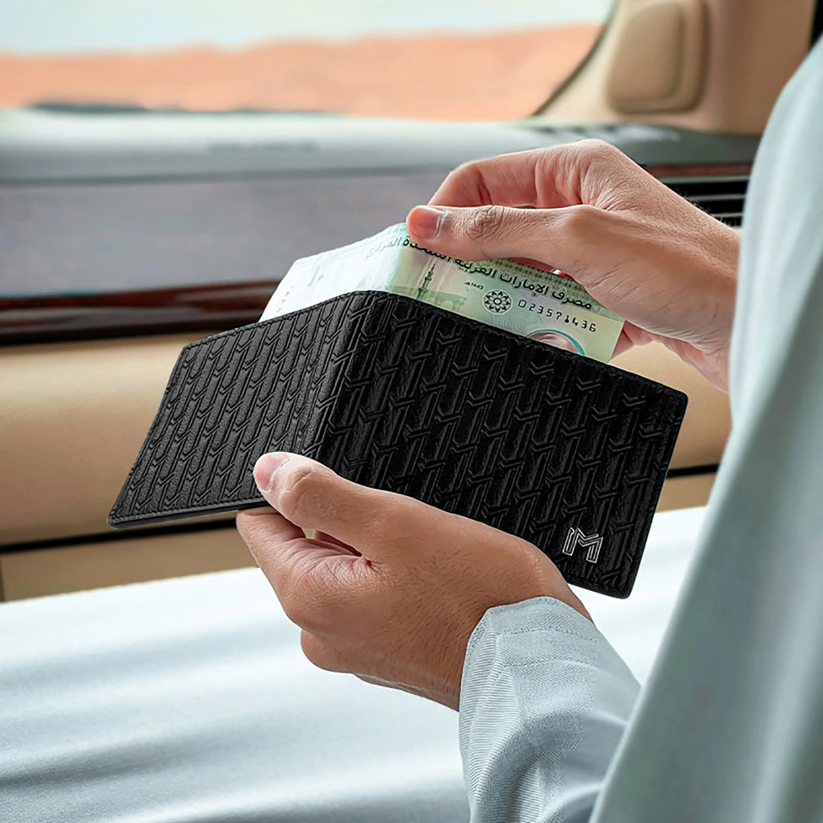 Camel Leather Black / Silver