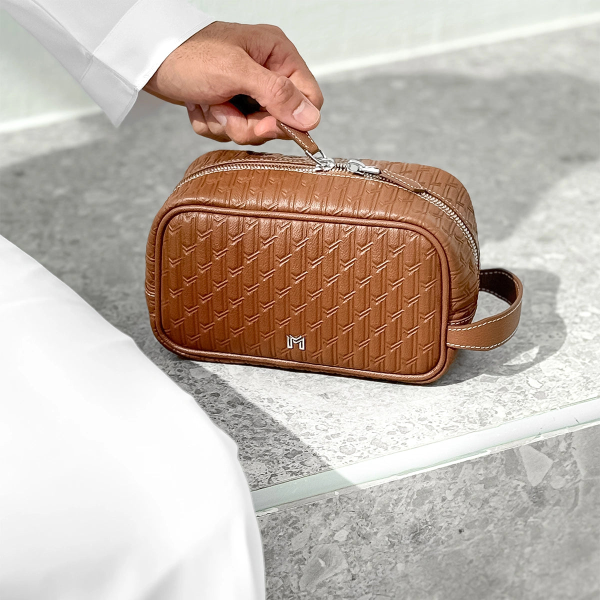 Travel Pouch Tan / Silver