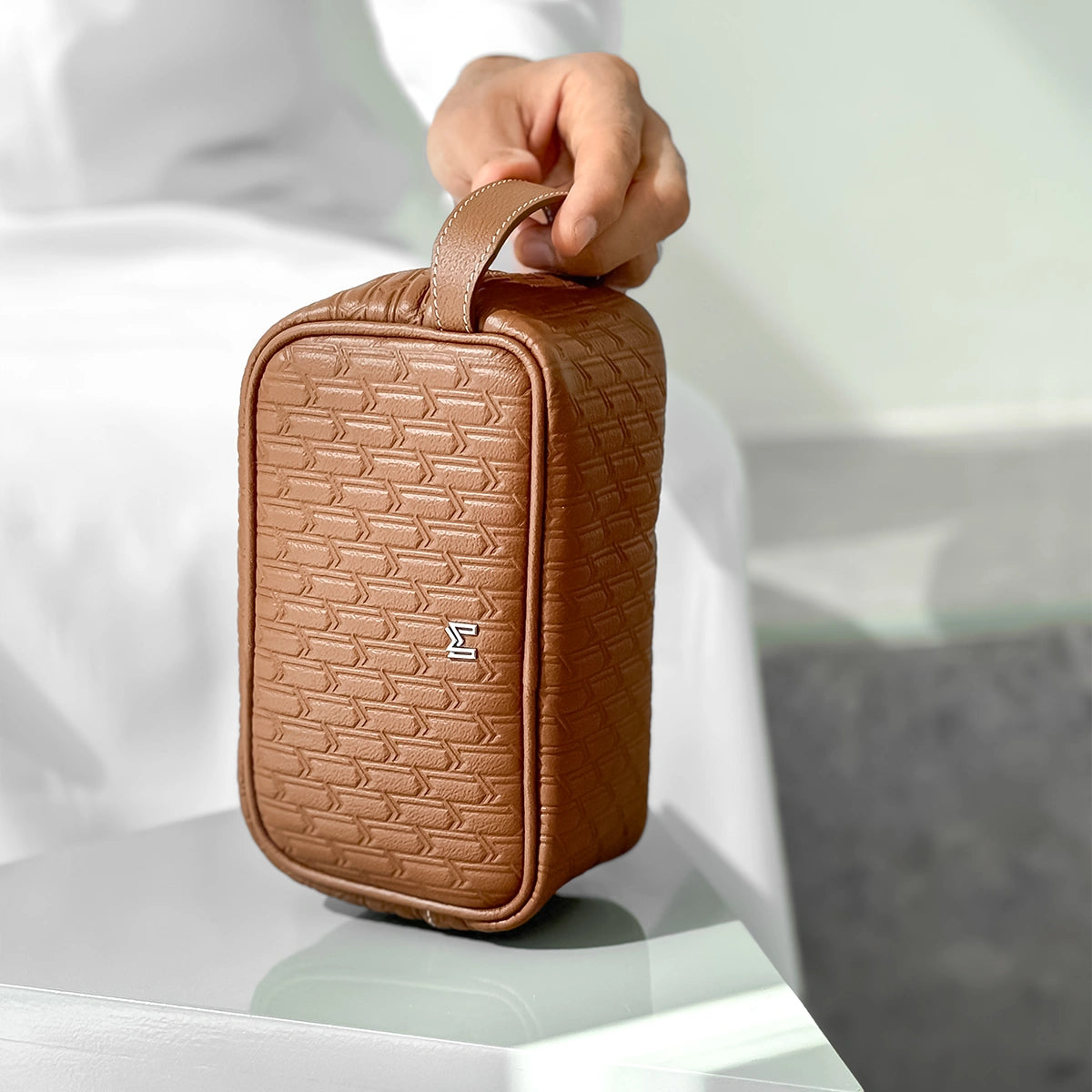 Travel Pouch Tan / Silver