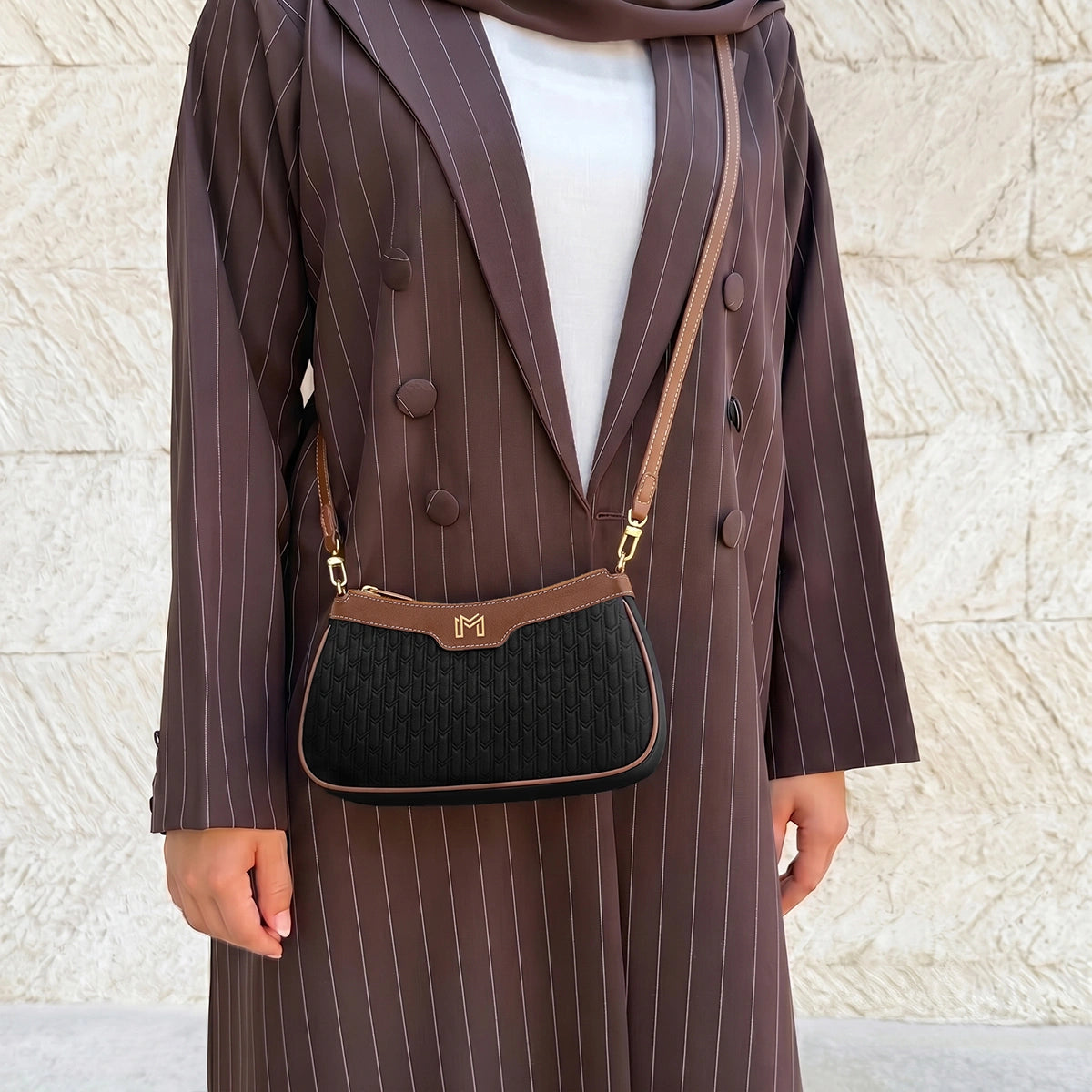 Mahra Handbag / Black & Tan