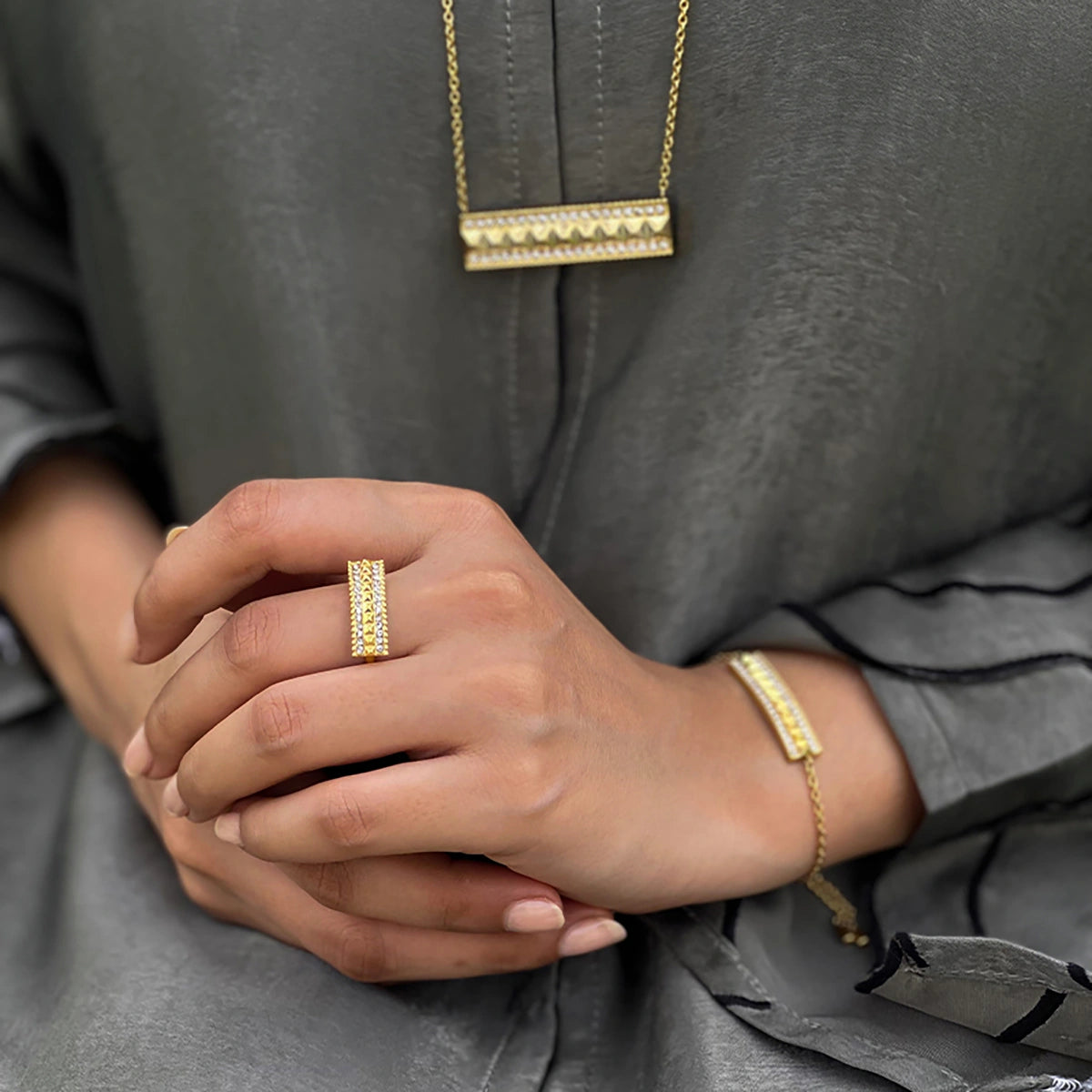 Noora / Ring Gold