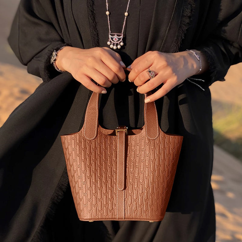 شنطة اليد اليازية / تان