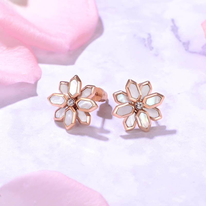 Lotus / Earrings Pearl Rose Gold