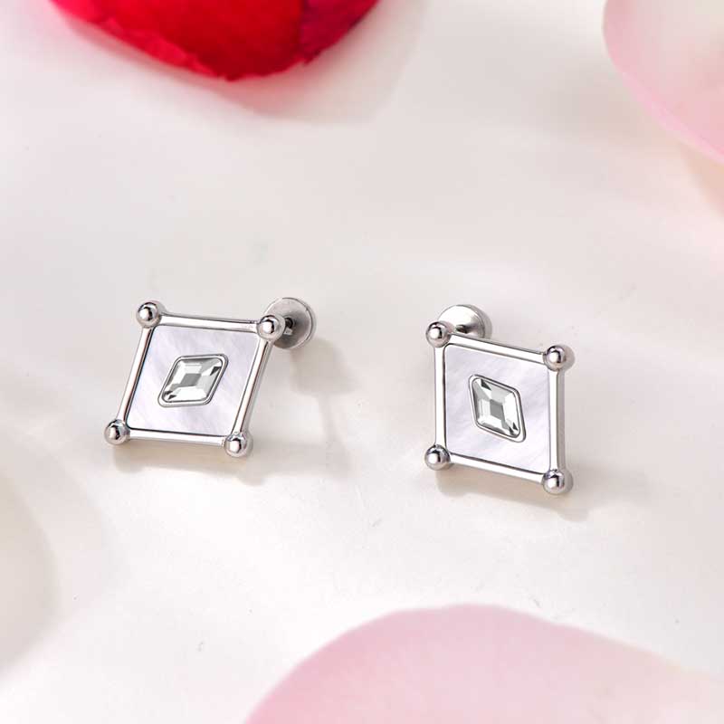 Kite / Earrings Pearl Silver